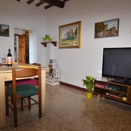 Appartamento Il Nespolo San Gimignano Exterior photo